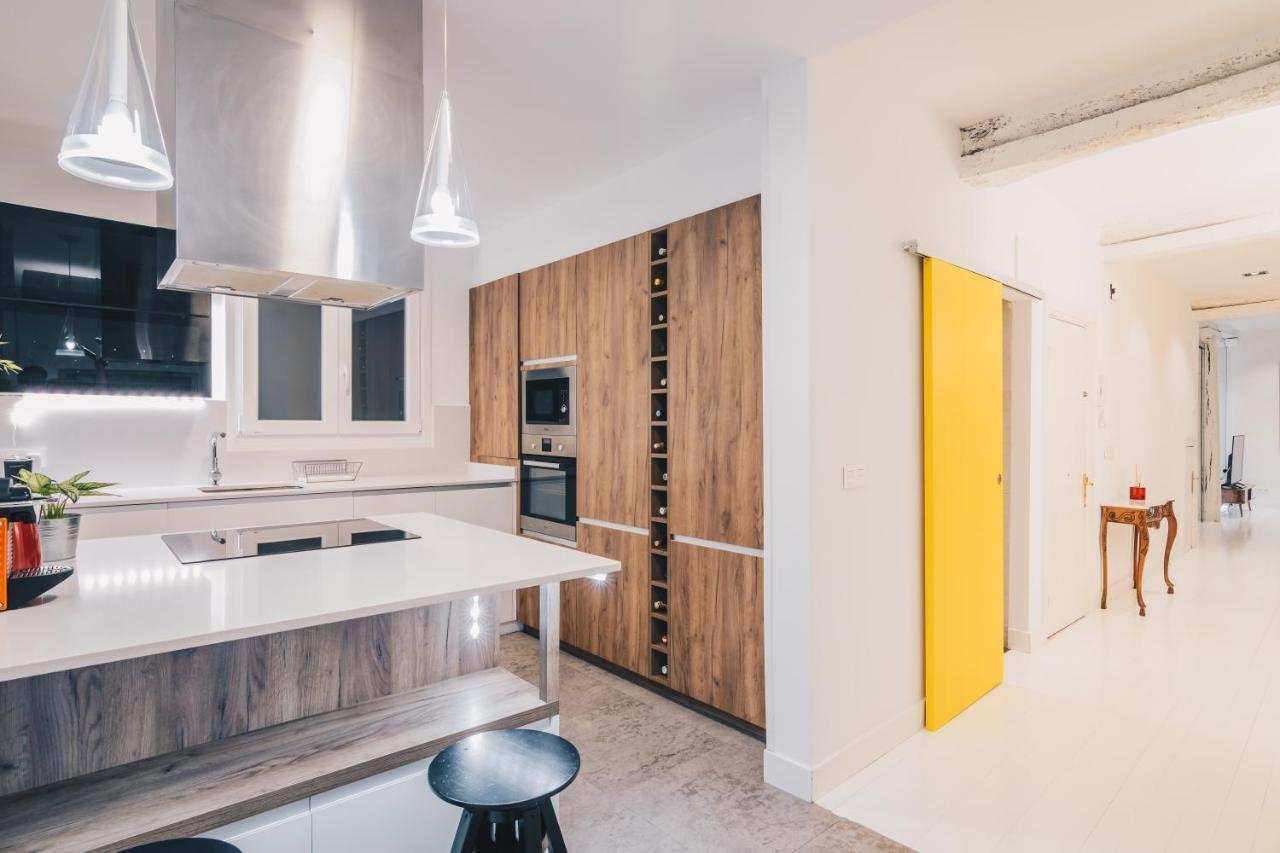 Plaza Nueva Apartment By People Rentals Bilbau Exterior foto